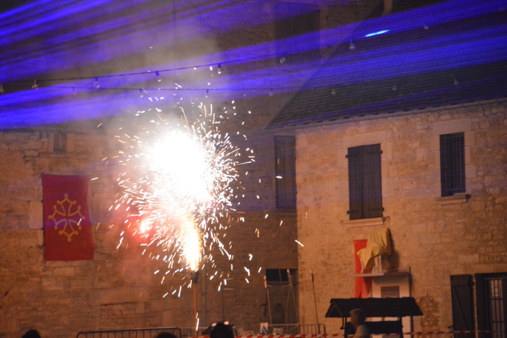 photo Villeneuve médiéval fête